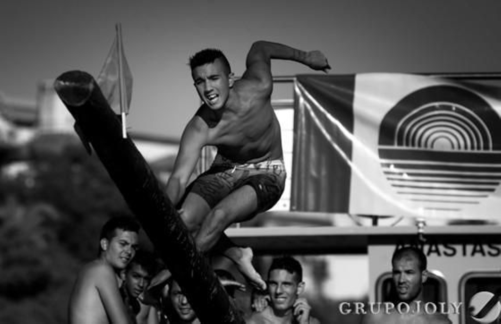 La cucaña de Triana, un clásico de la Velá.

Foto: Juan Carlos Muñoz