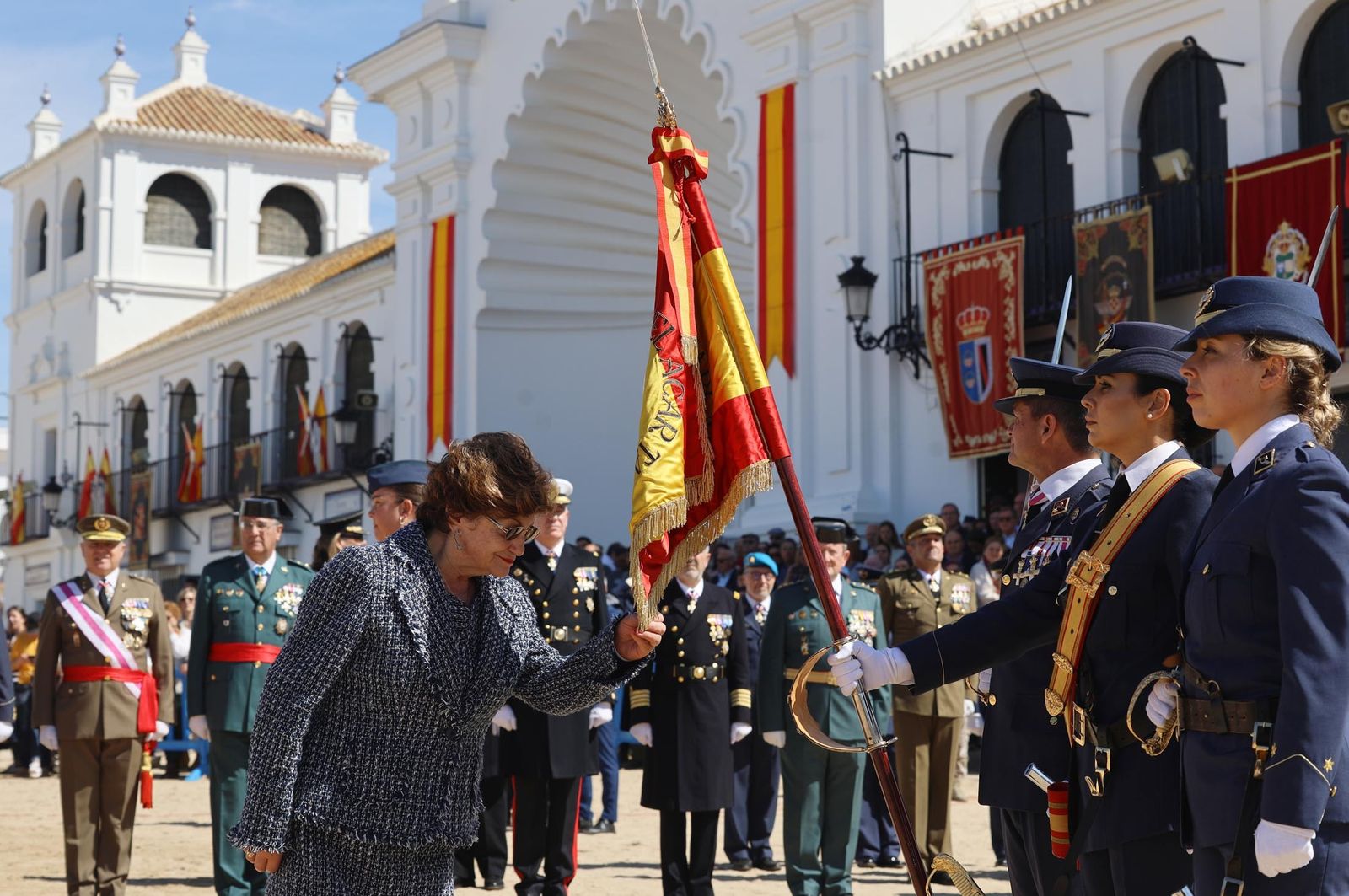 Imágenes del acto de Juramento o Promesa de Fidelidad a la Bandera Nacional en El Rocío