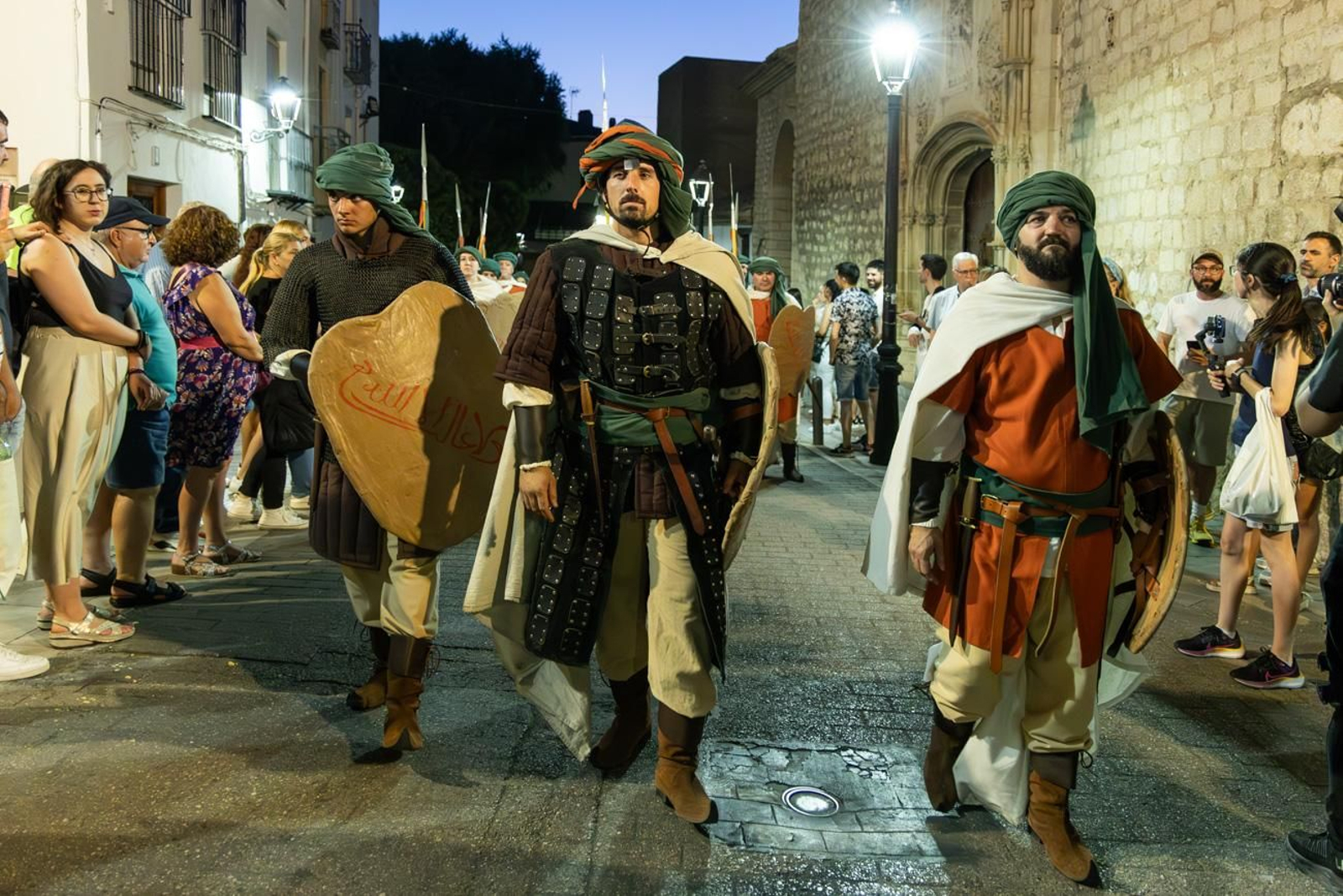 Exhibición de Bailes Medievales y Pasacalles del Lagarto de la Magdalena