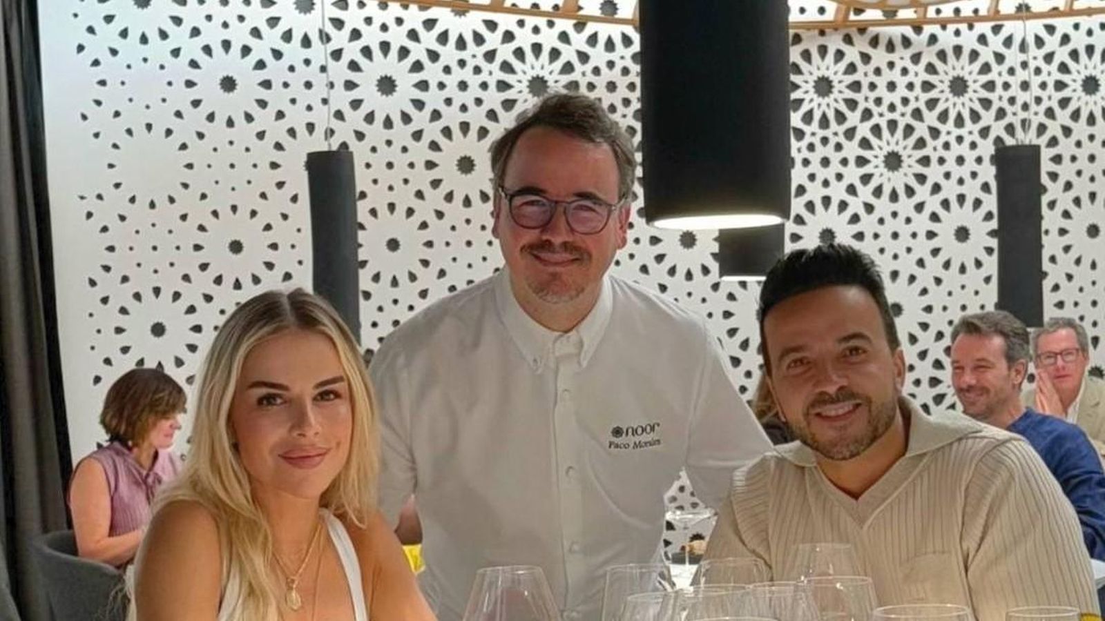Águeda López, Paco Morales y Luis Fonsi en Noor Restaurant