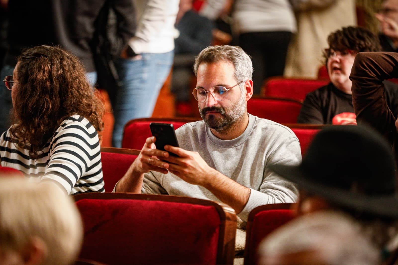 Búscate entre las mejores imágenes de la primera sesión de cuartos del COAC 2026