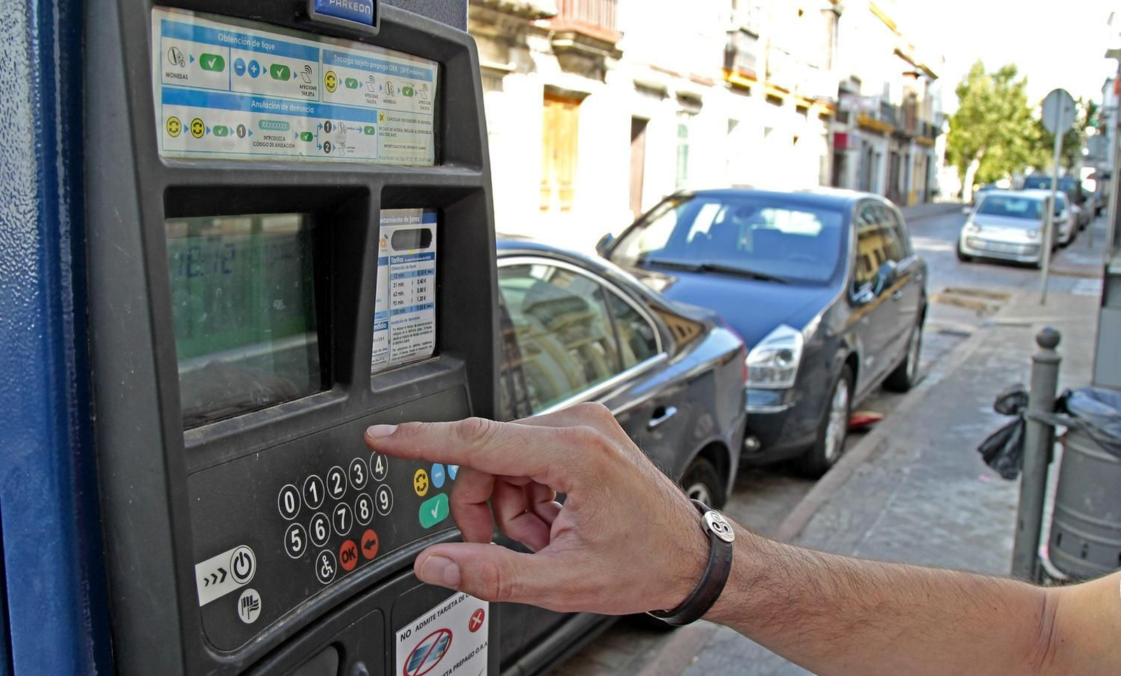 Una máquina expendedora de la zona ORA.