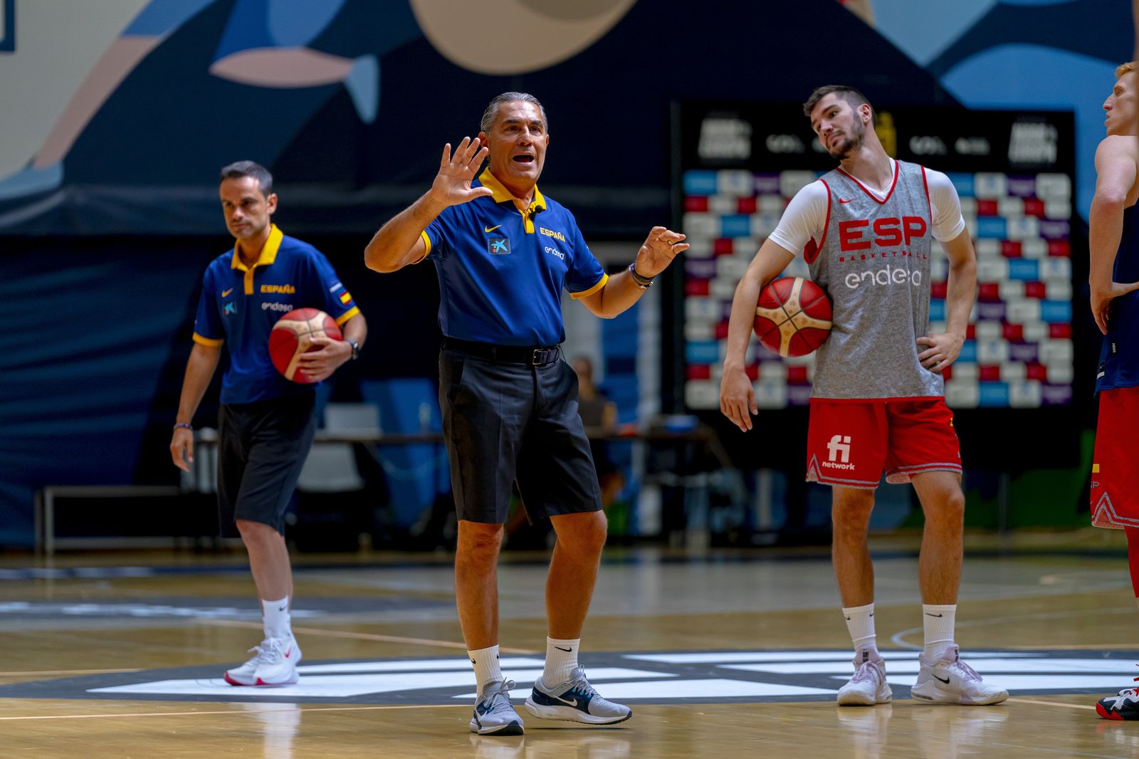 Fotos: Alberto Díaz, Brizuela y Barreiro ya entrenan con España
