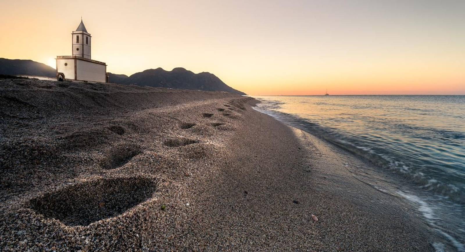 Playa de las Salinas (Cabo de Gata)