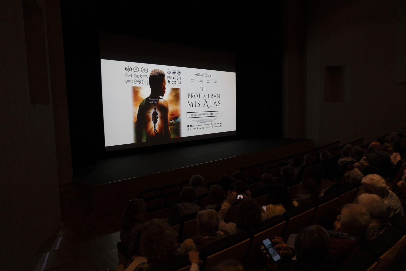 Estreno de 'Te protegerán mis alas', de Antonio Cuadri.