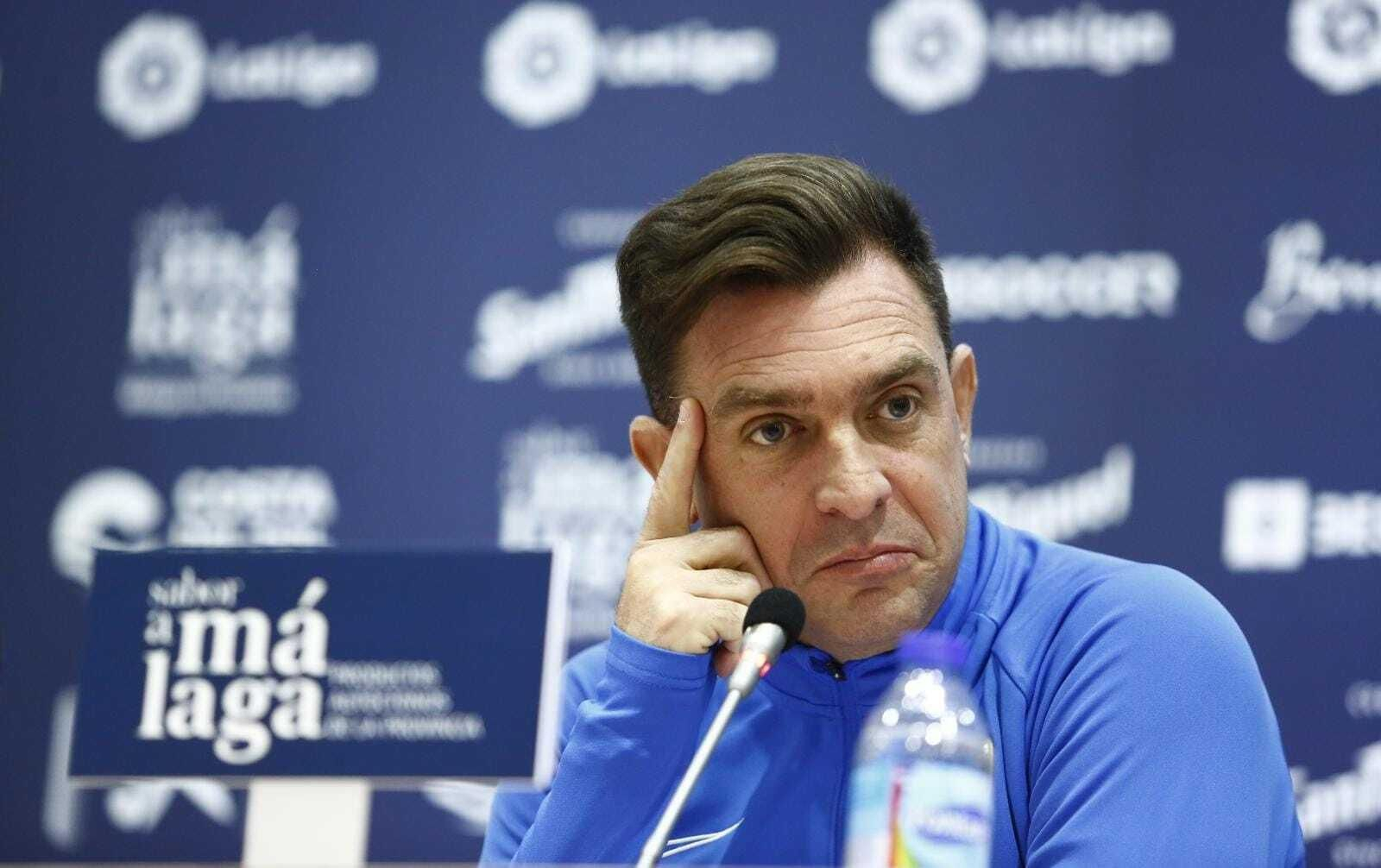 Pablo Guede durante su presentación con el Málaga CF.