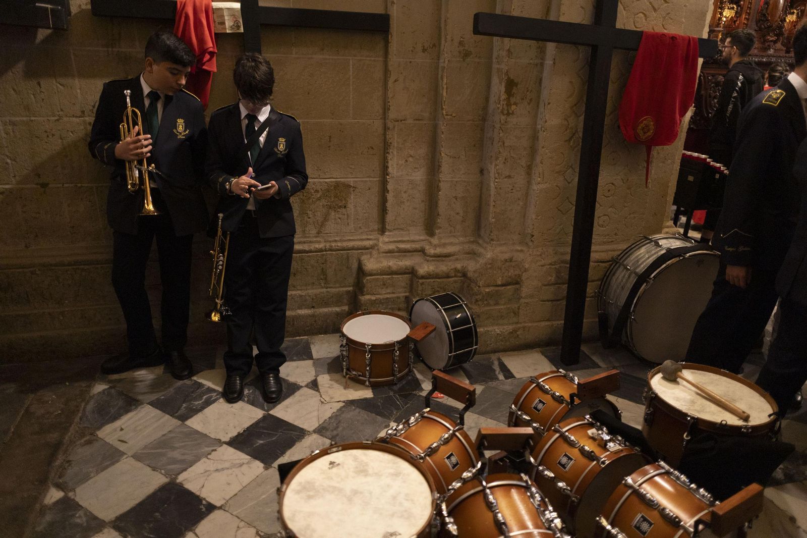 Imágenes de la salida de Misericordia en la Semana Santa de El Puerto 2025