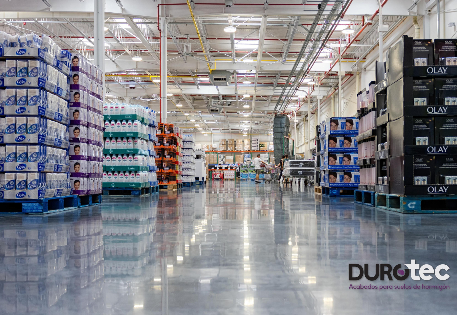 Trabajo de Durotec sobre el acabado del suelo de hormigón