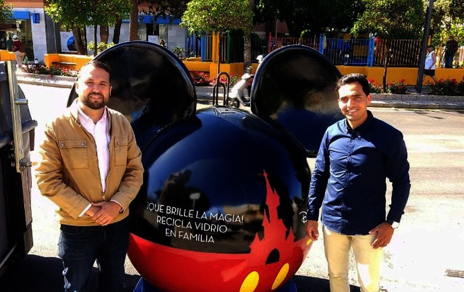 La presentación de la campaña medioambiental.