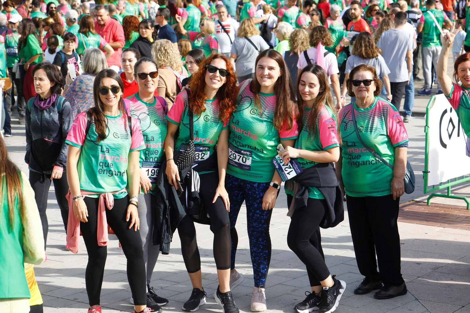 Las mejores imágenes de la Marcha contra el cáncer en Córdoba