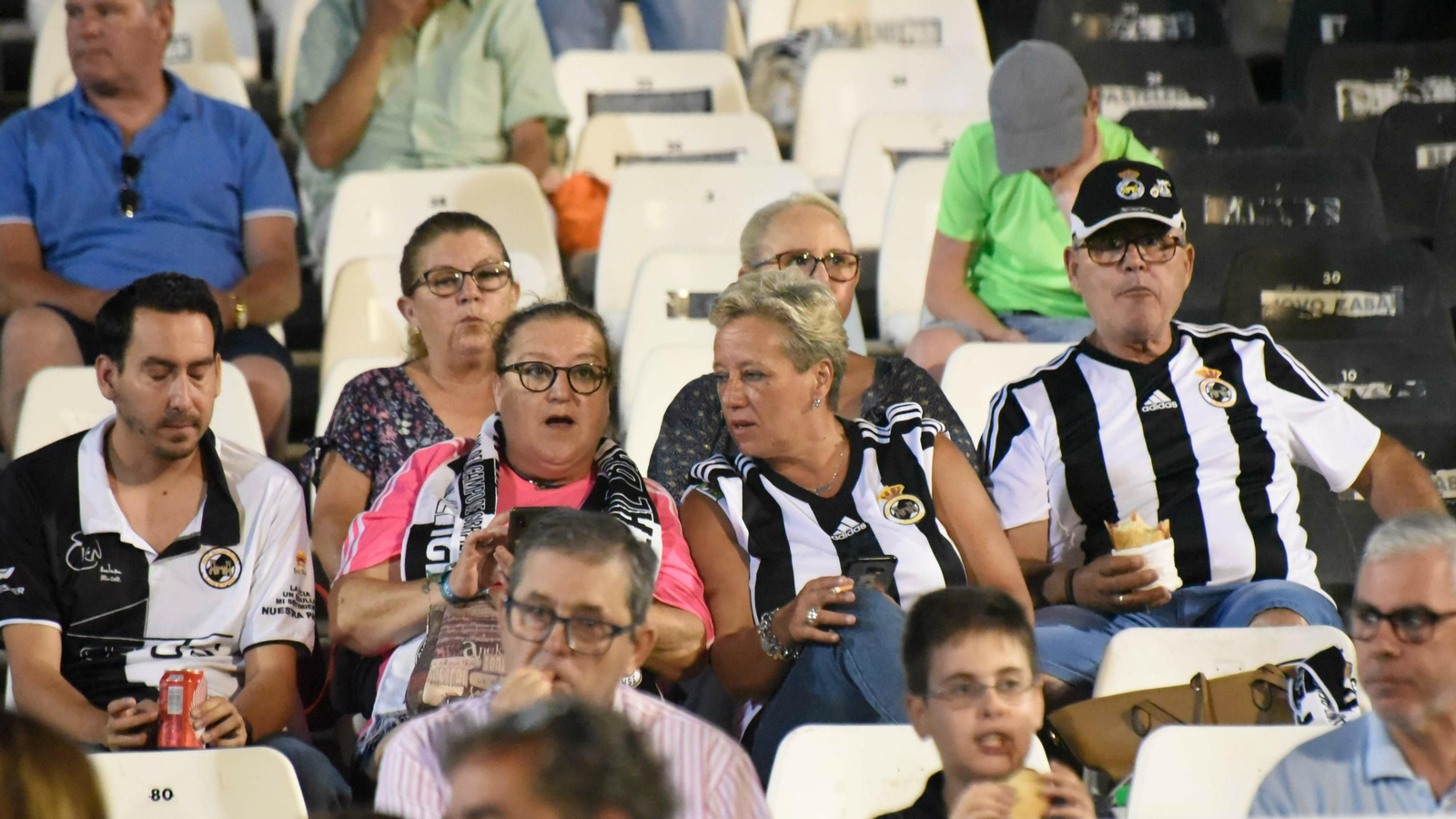 Real Balompédica Linense - Europa FC imagenes del XI Trofeo Balompédica Linense