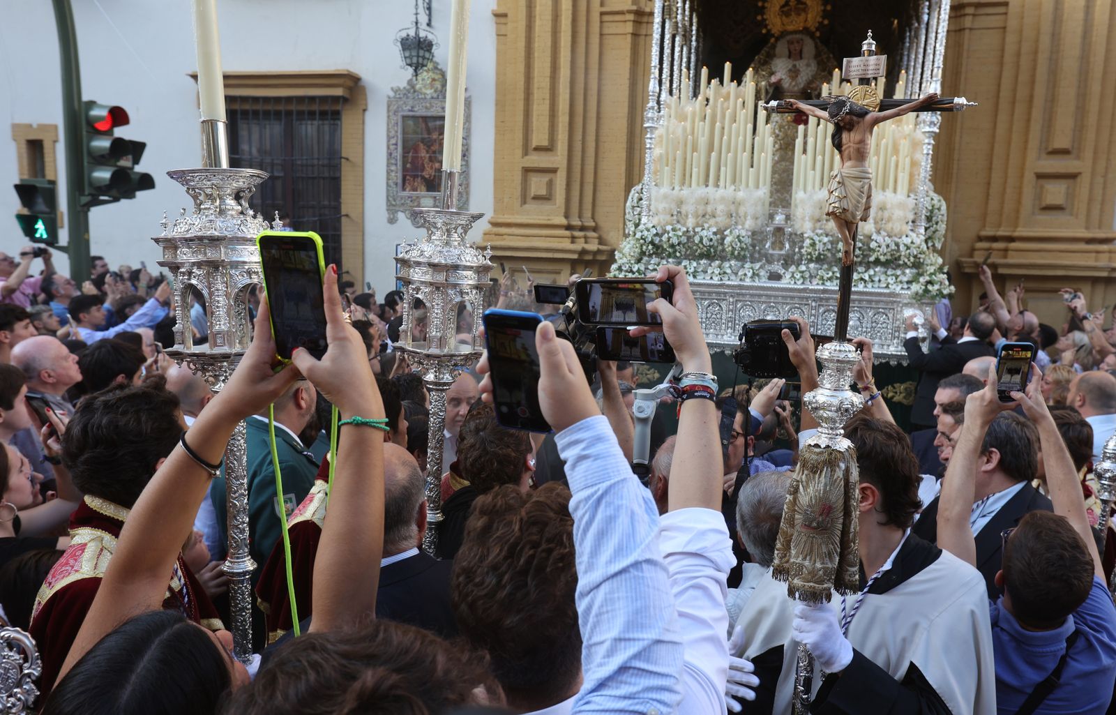 Salida extraordinaria de la Virgen de Gracia y Esperanza