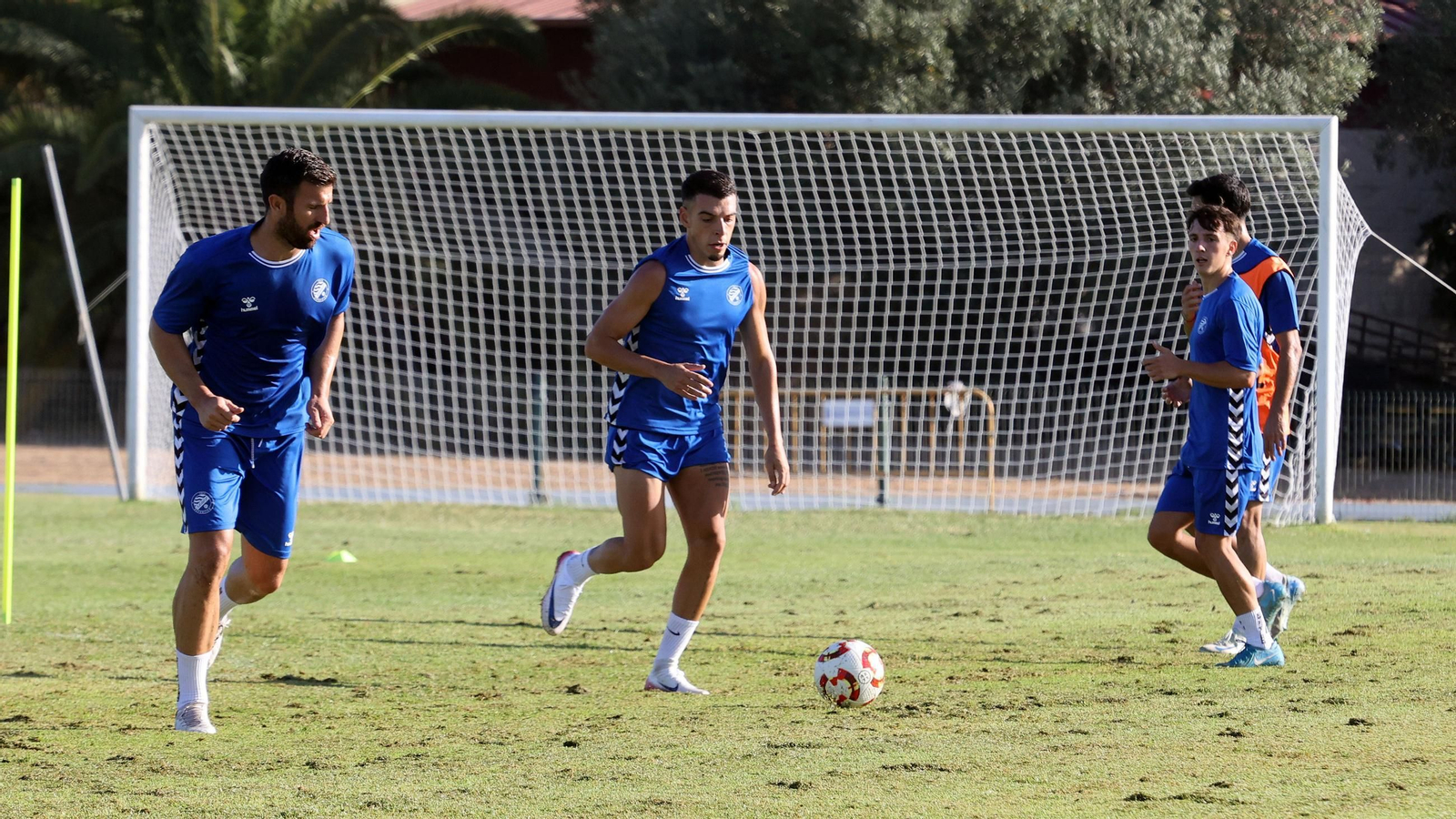 Las fotos del primer entrenamiento de la pretemporada 2025 del Xerez DFC