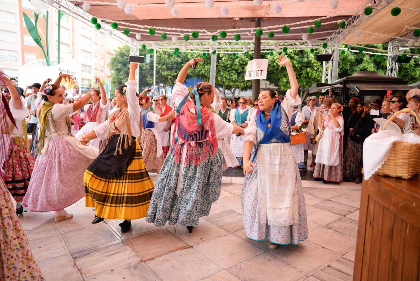 En imágenes: así es la indumentaria tradicional de Almería