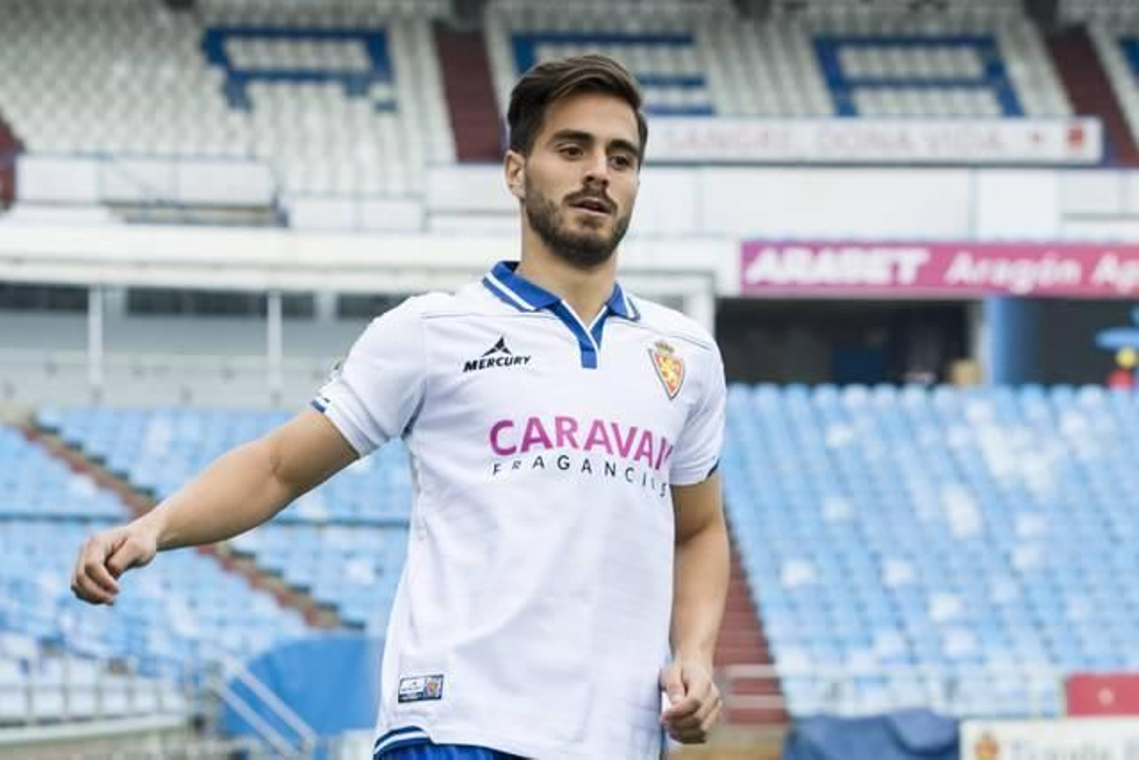 Javi Ros tiene difícil llegar al partido del viernes pese a comenzar a entrenar.