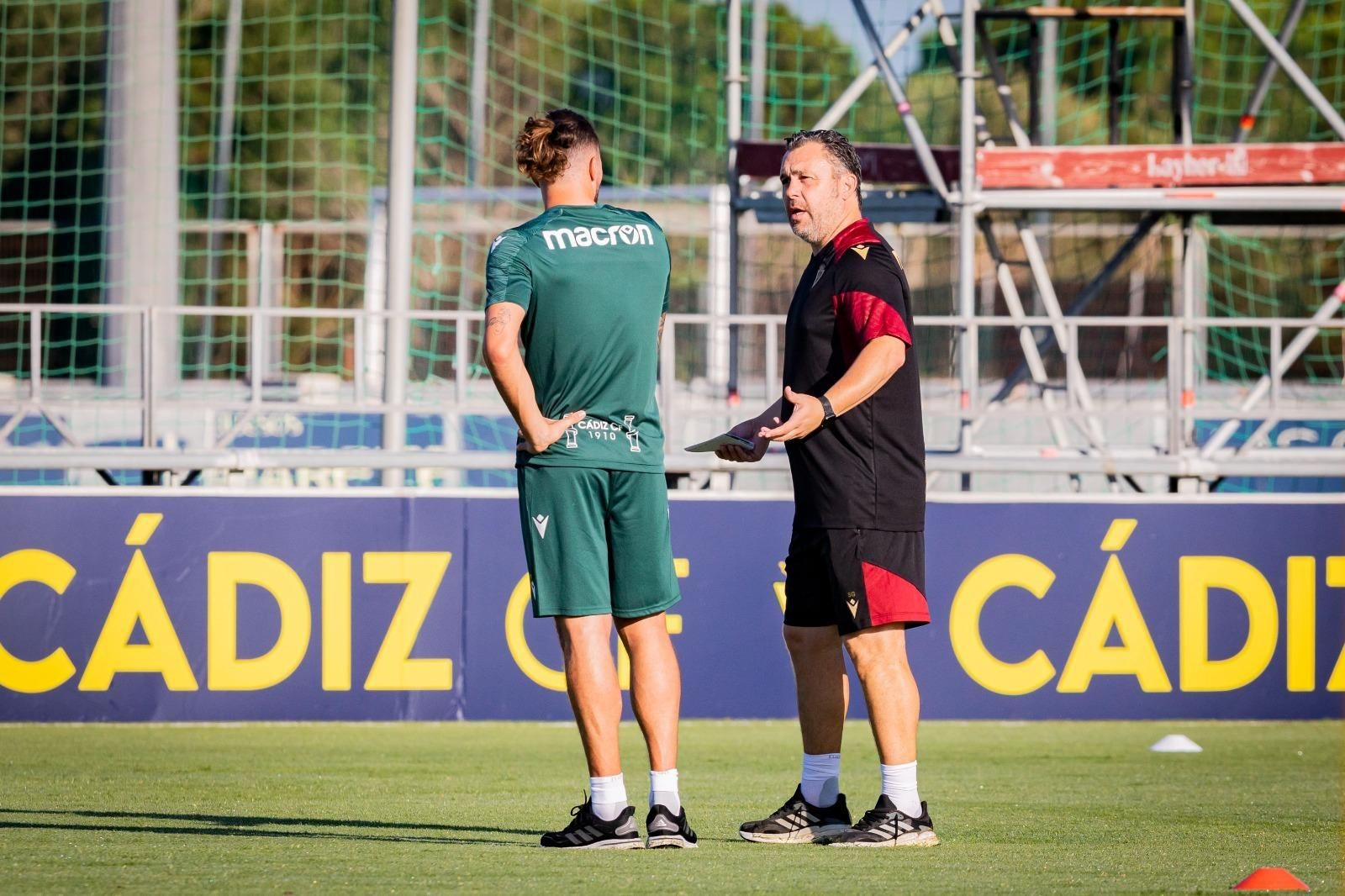 Las imágenes del primer entrenamiento del Cádiz CF en la temporada 2023/24