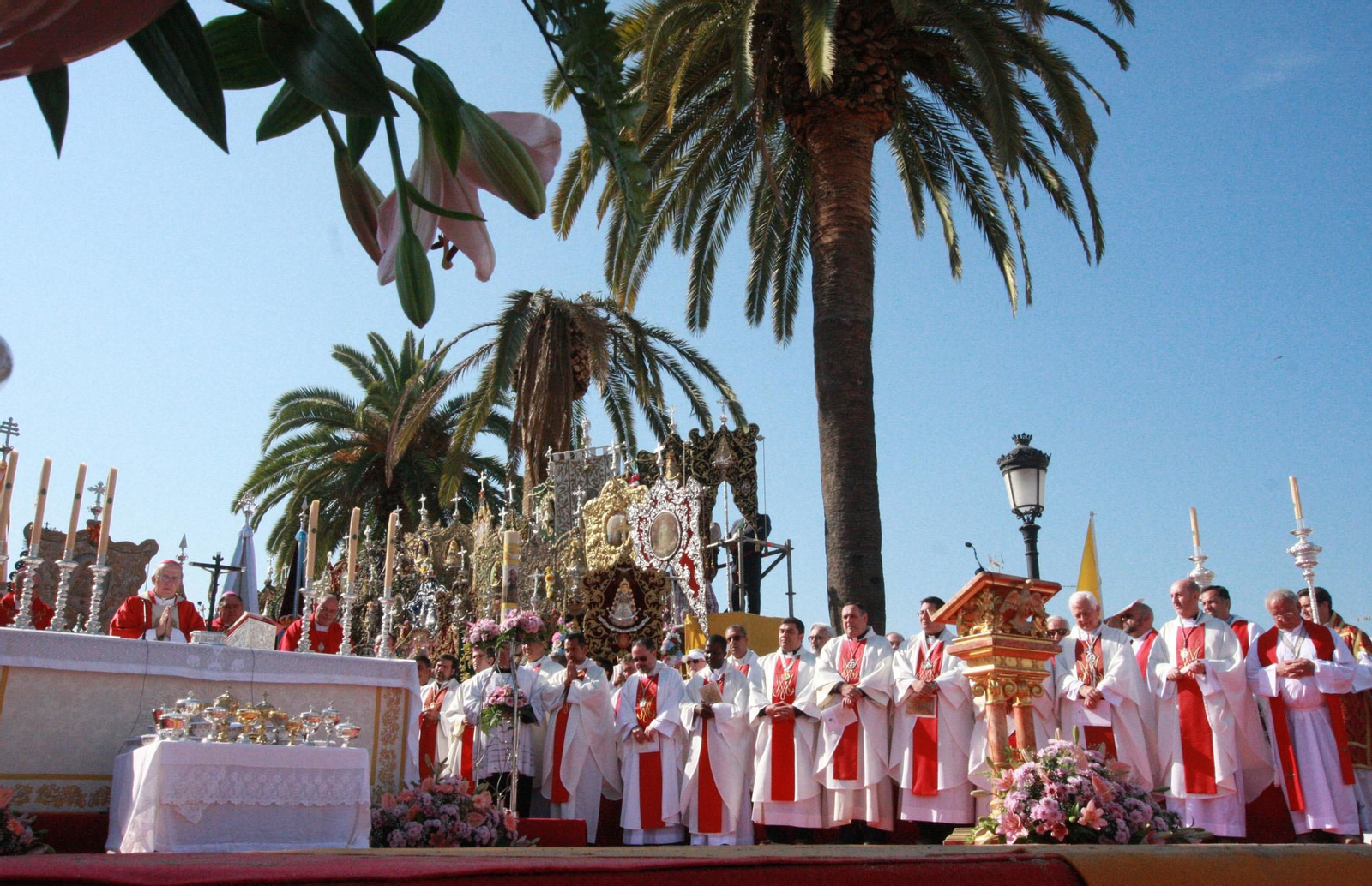 Las imágenes de la Misa de Pentecostés en El Rocío