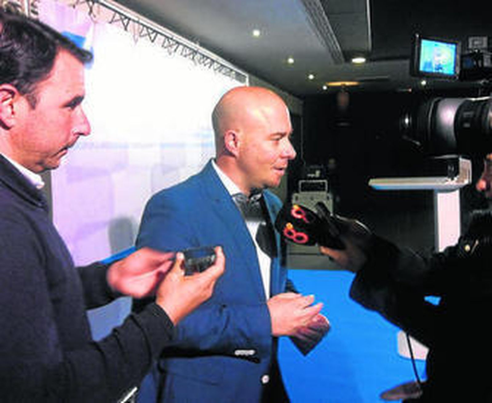 El candidato a la Alcaldía de La Línea, Nacho Macías durante el acto de ayer.