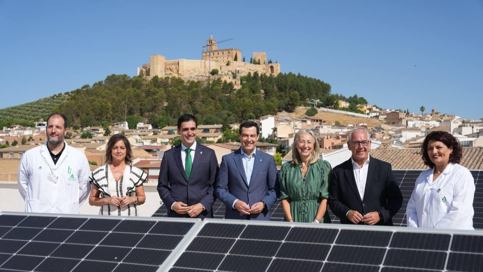 Juanma Moreno durante la inauguración de las nuevas instalaciones.