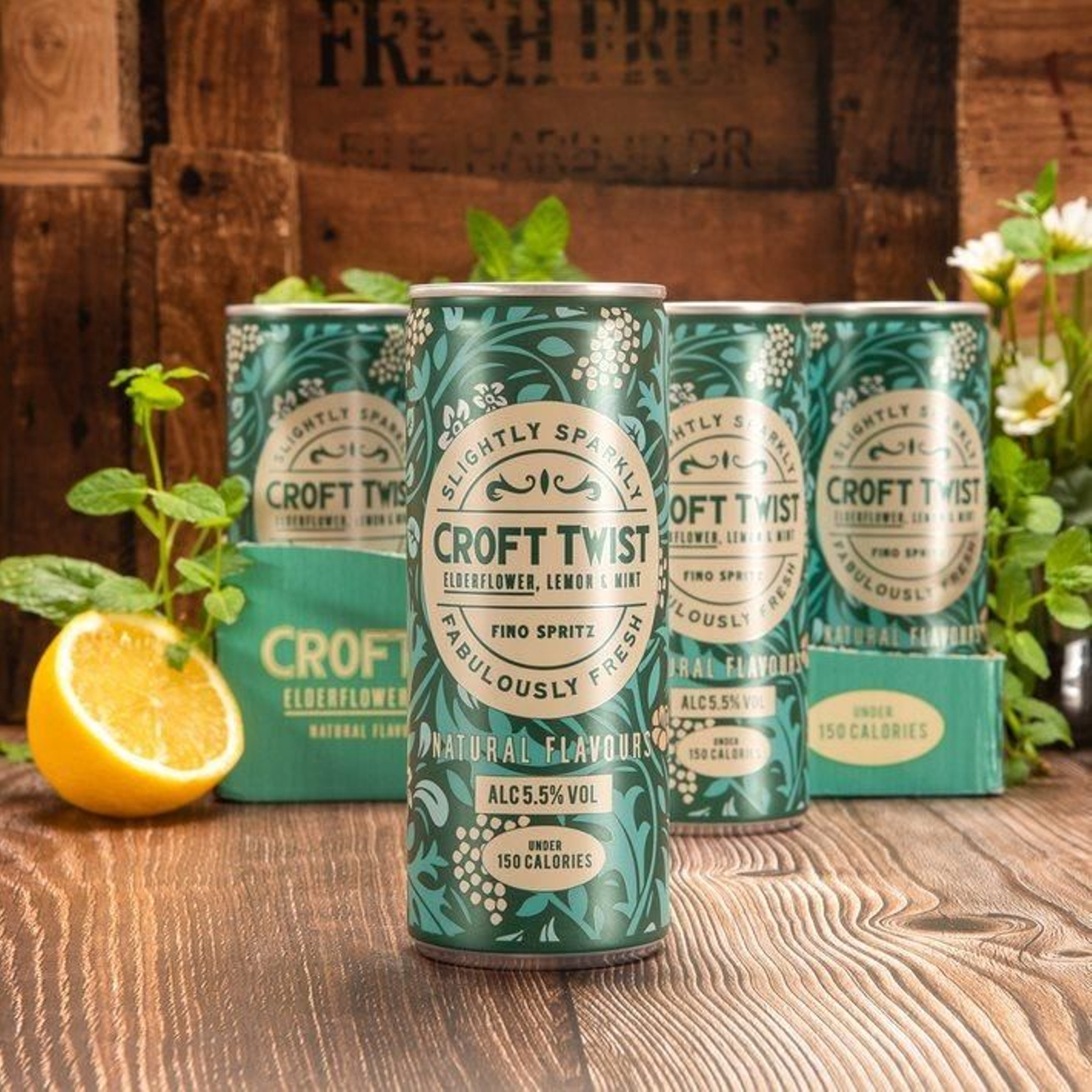 Latas de Croft Twist, el aperitivo chispeante de baja graduación elaborado a partir de Fino Croft.