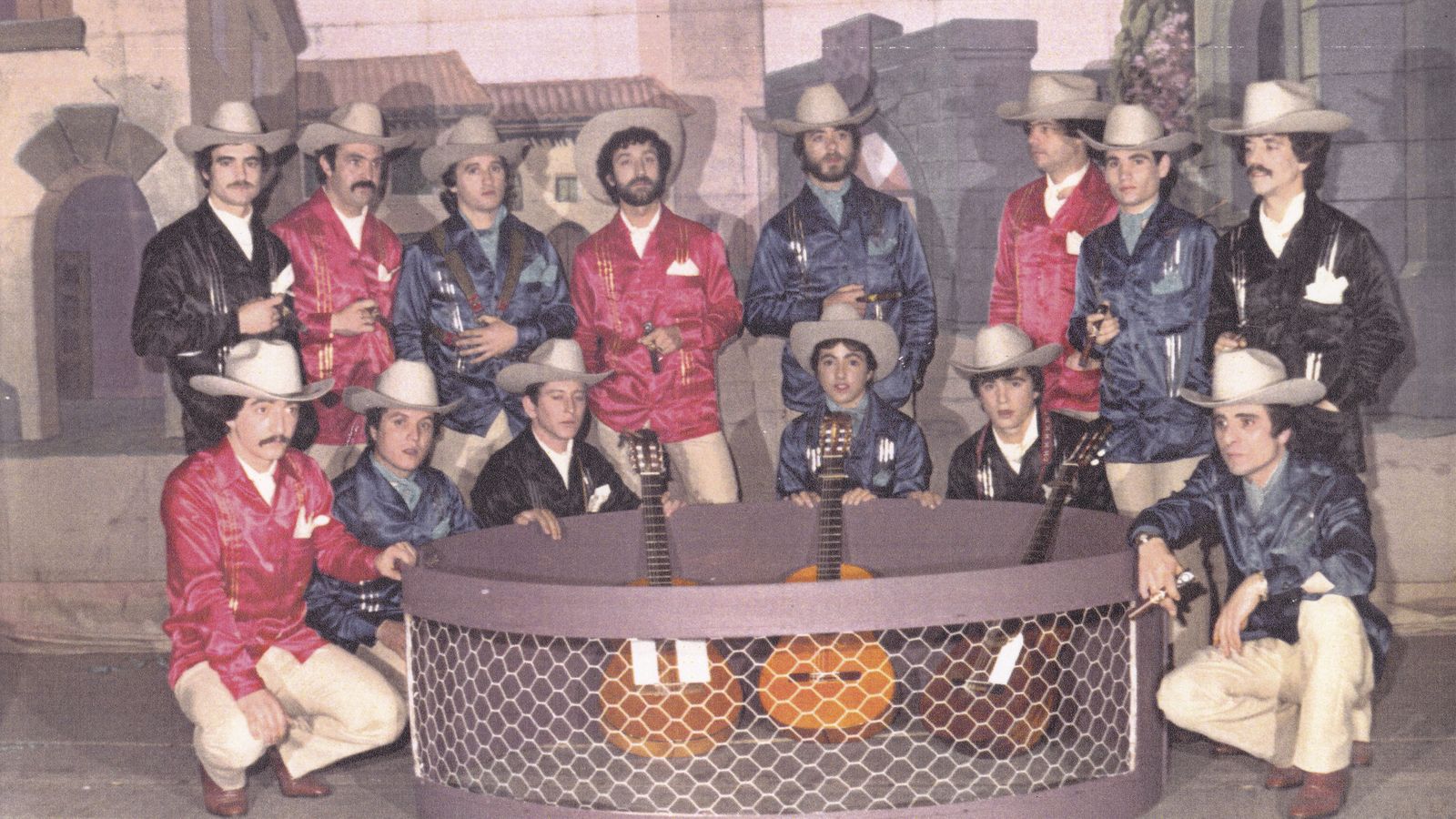 Comparsa 'Gallos de pelea', de 1981.