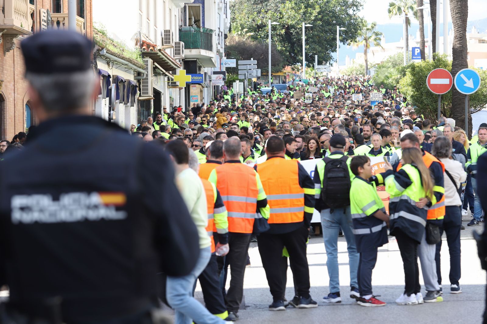 Las fotos de la manifestación de los trabajadores en huelga de Acerinox en Algeciras