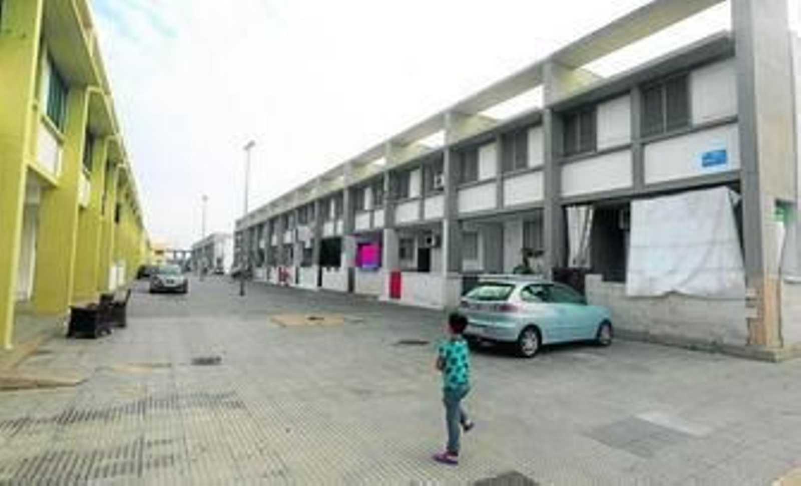 Viviendas en la barriada de Marismas del Odiel, una de las zonas beneficiarias de estos programas de actuación social.