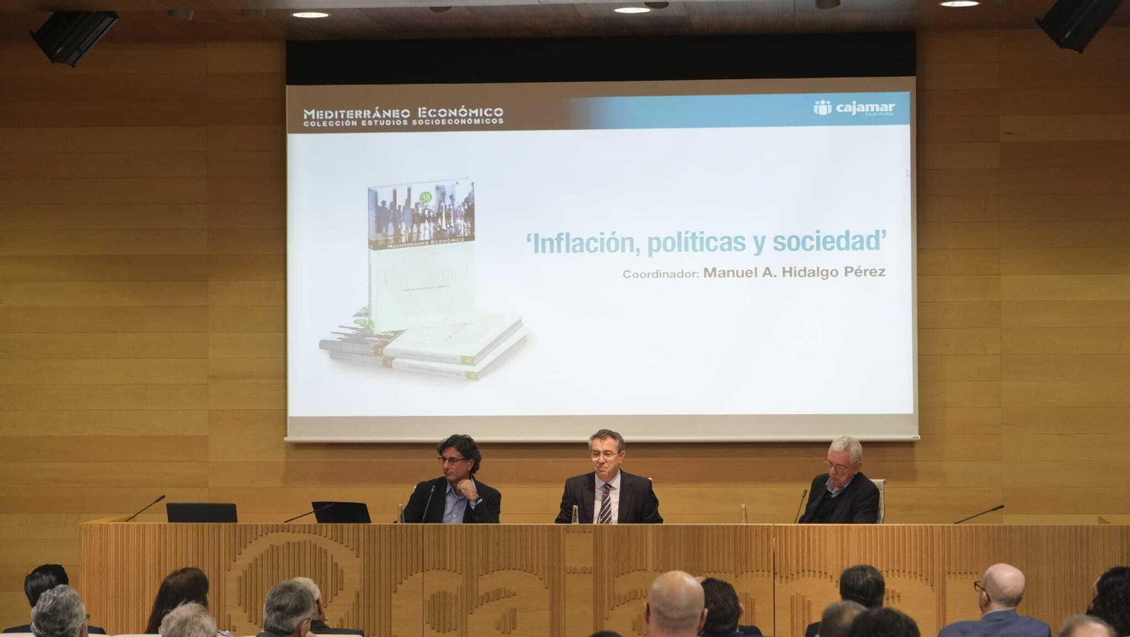 Presentación de la publicación 'Inflación, políticas y sociedad'.