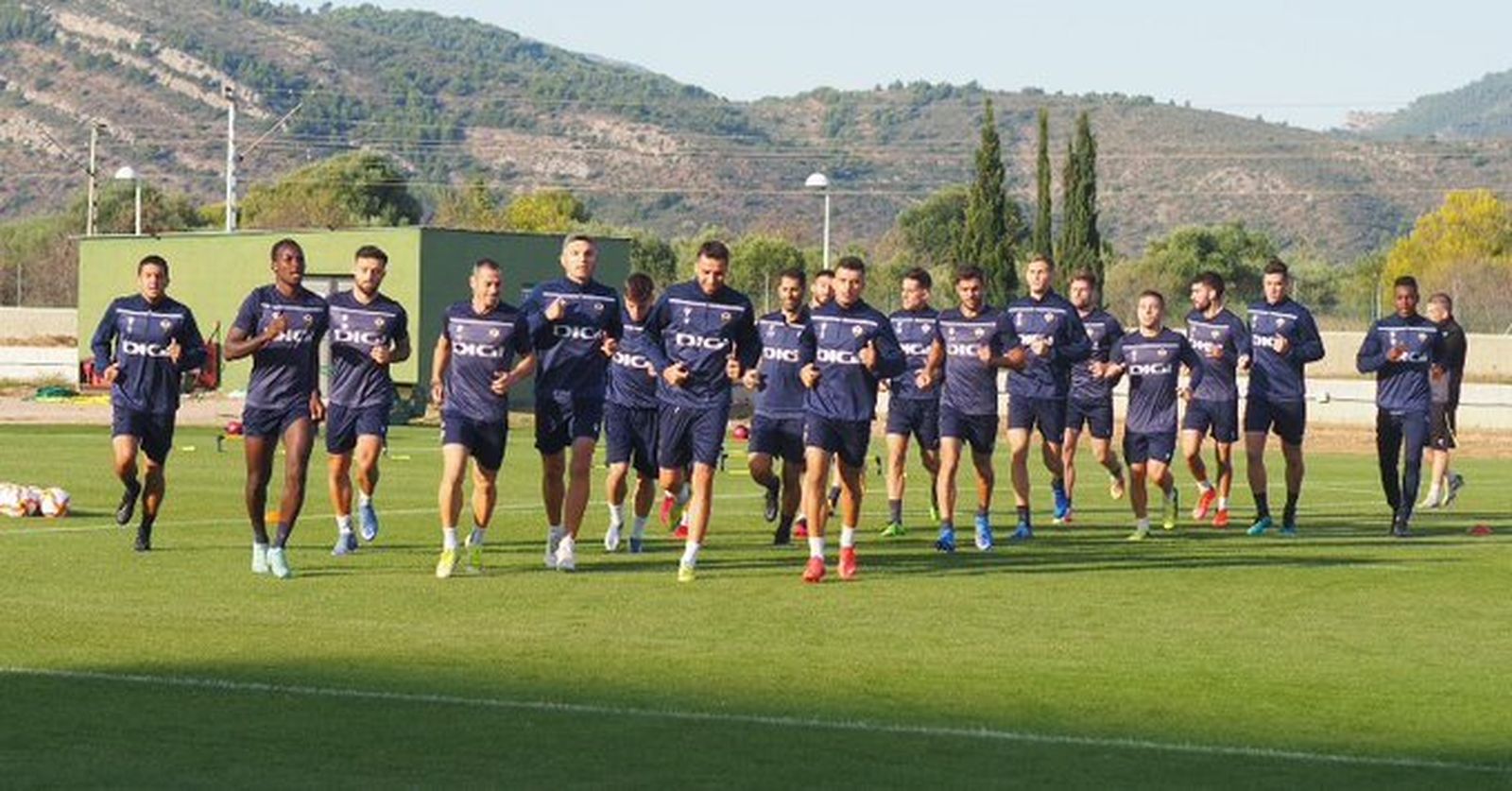 Los jugadores del Castellón, en su primer entrenamiento post-Covid