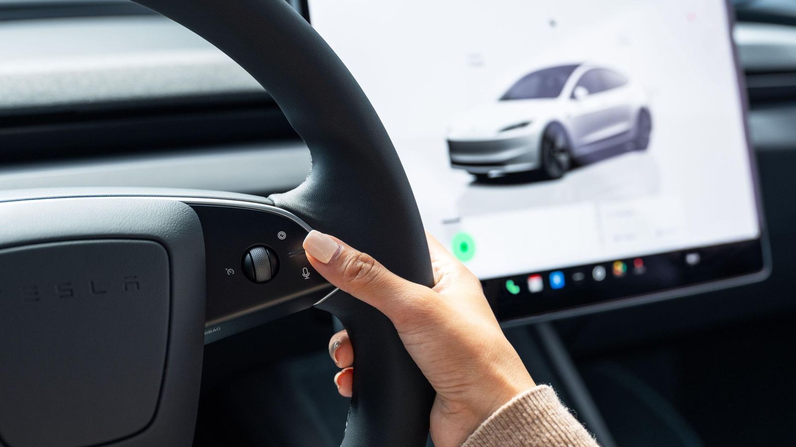 El equipamiento de serie de estos Standard en materias de ayudas a la conducción está a la altura de otros Model 3.