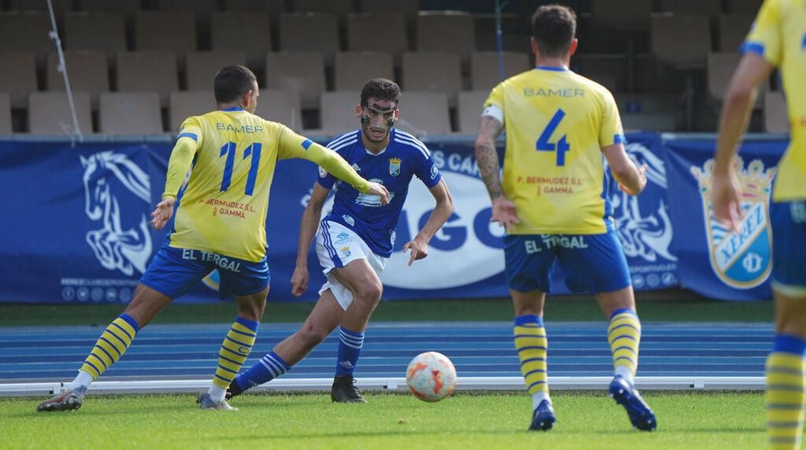 Lance del partido disputado este domingo en Chapín.