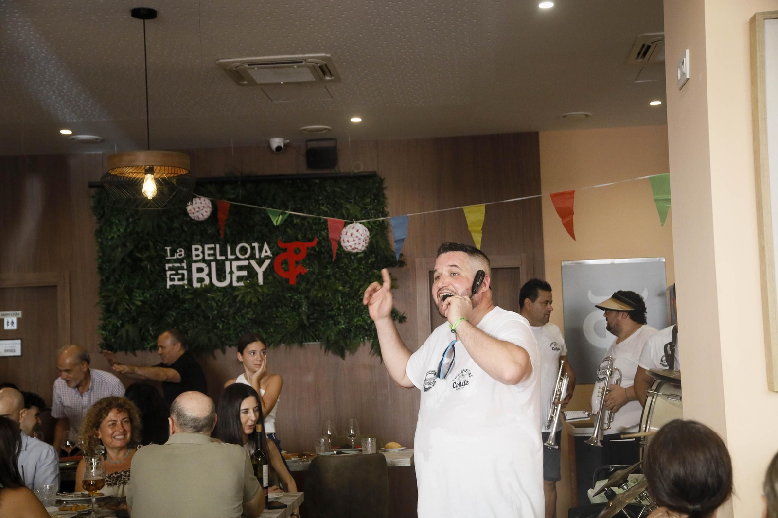 Las imágenes de la feria del mediodía en "La bellota y el buey"