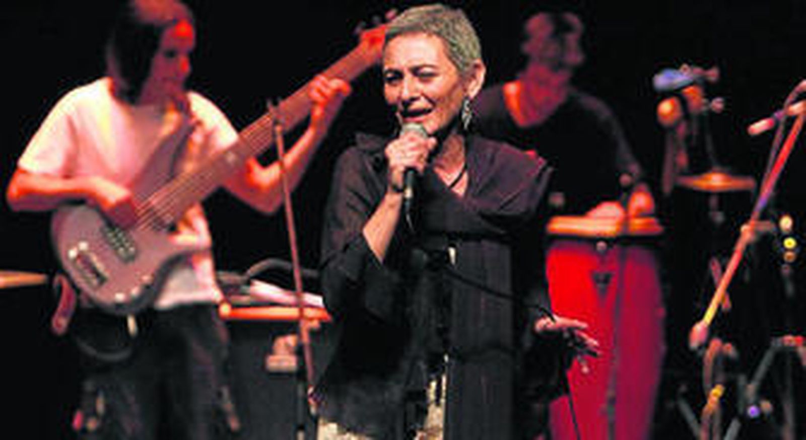 Imagen del grupo EA!, durante una actuación.