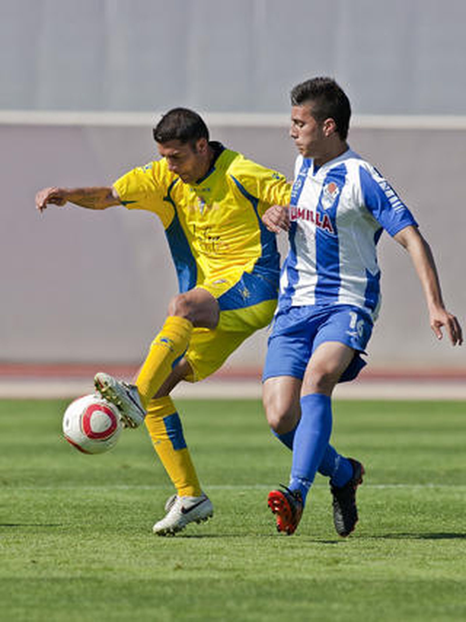 Enrique es el máximo goleador del Cádiz esta temporada. 

Foto: LOF