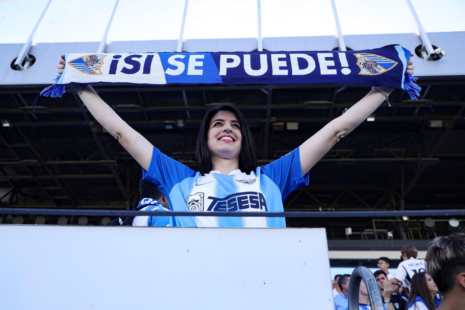 Búscate en las gradas del Alfredo Di Stéfano en el Real Madrid Castilla-Málaga CF