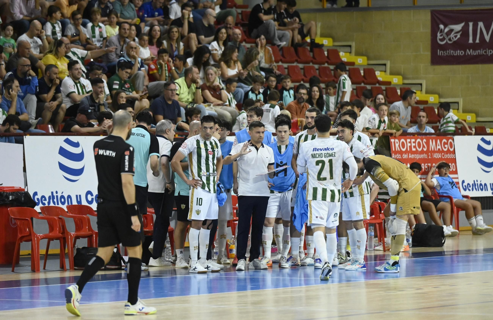 Las mejores fotos del triunfo del Córdoba Futsal ante el Ribera Navarra