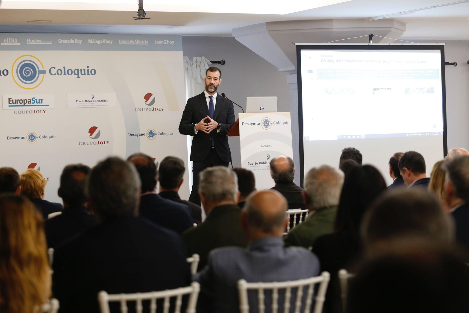 Benito Núñez, durante su ponencia en el desayuno coloquio de Europa Sur y el Propeller. Benito Núñez, durante su ponencia en el desayuno coloquio de Europa Sur y el Propeller.