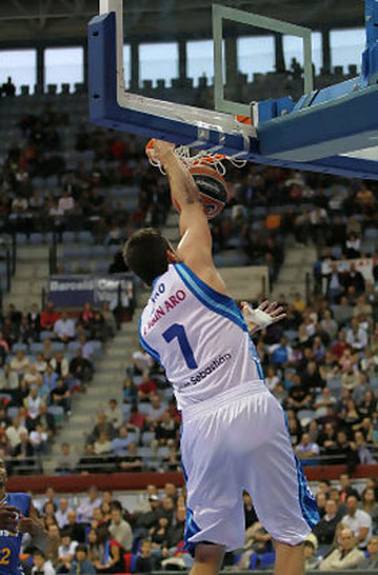 Potente mate de Andy Panko.

Foto: ACB Photo / L. García