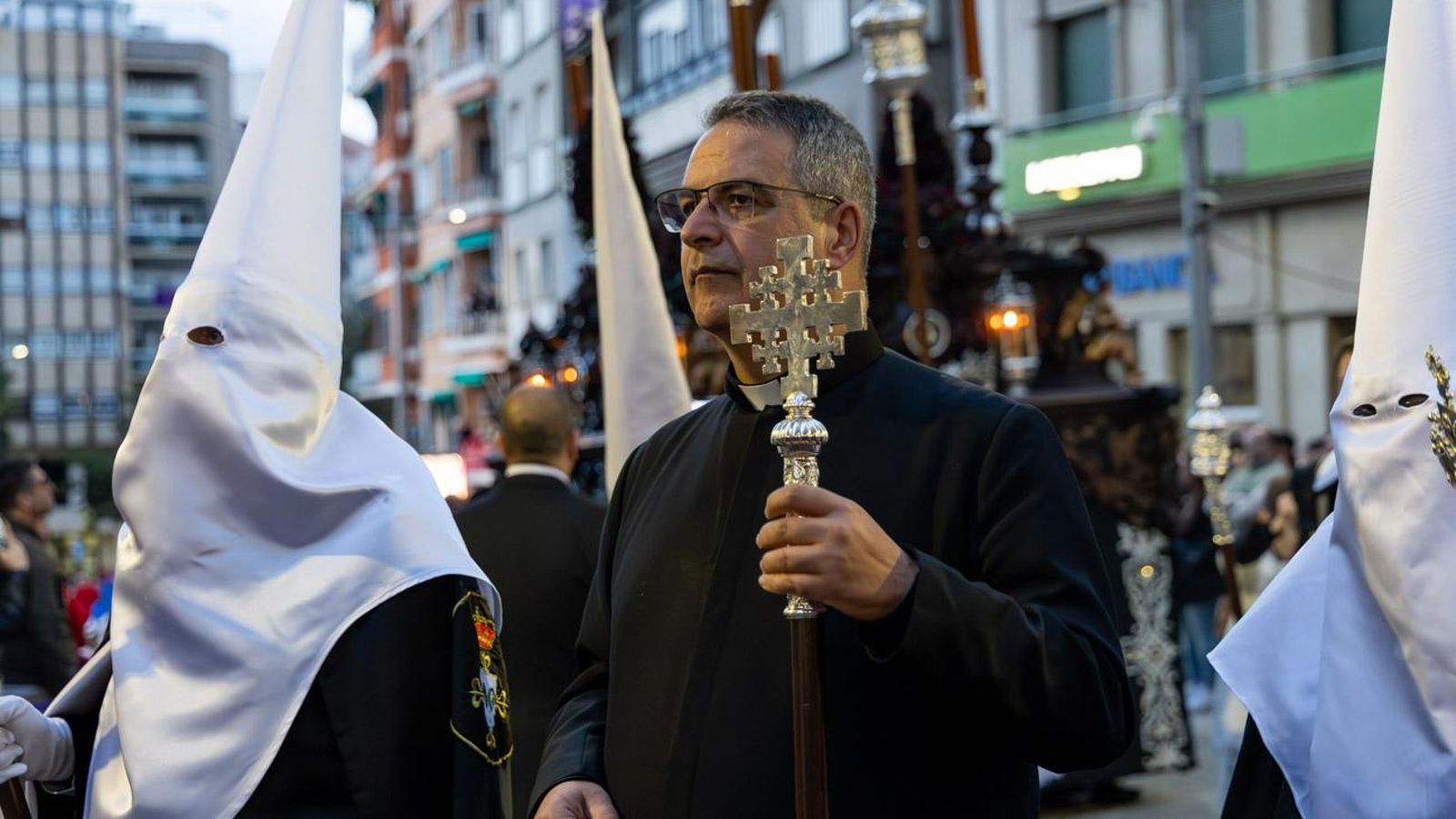 Los jiennenses se recrean con la cofradía de los Estudiantes un nuevo Lunes Santo