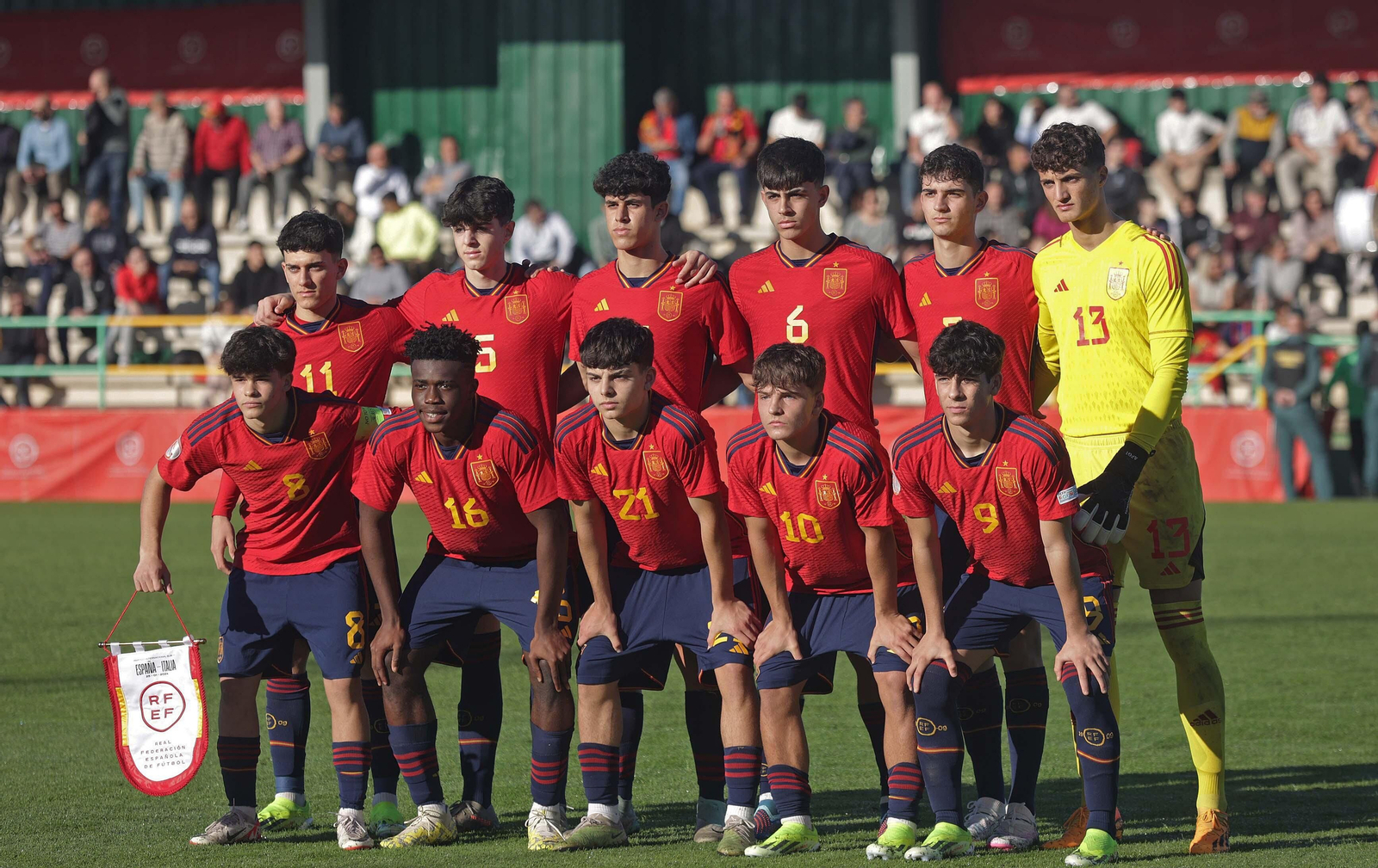 Las mejores fotos del segundo partido España - Italia sub-17 en Los Barrios