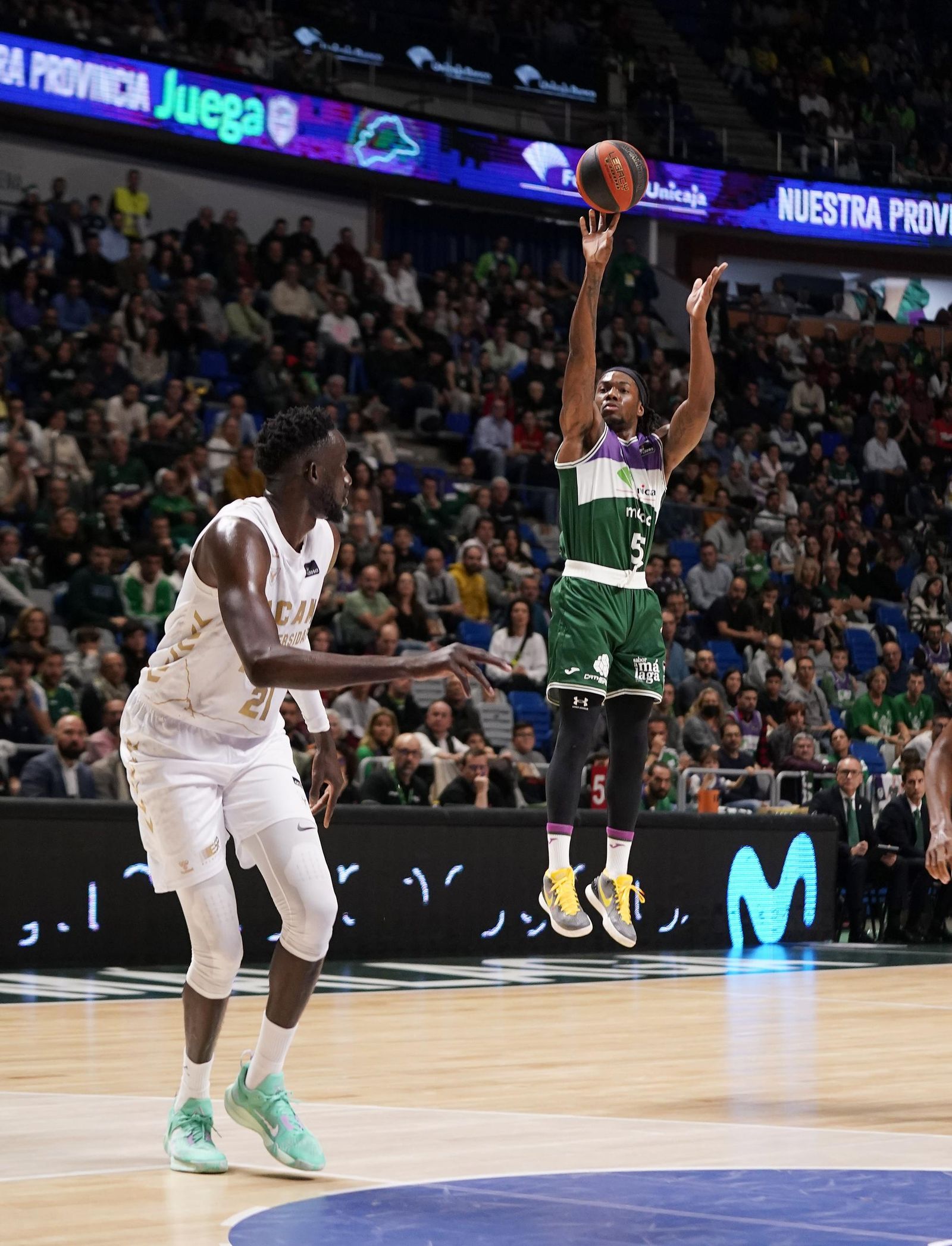 Melvin Ejim, sus cuatro años y seis títulos en Málaga