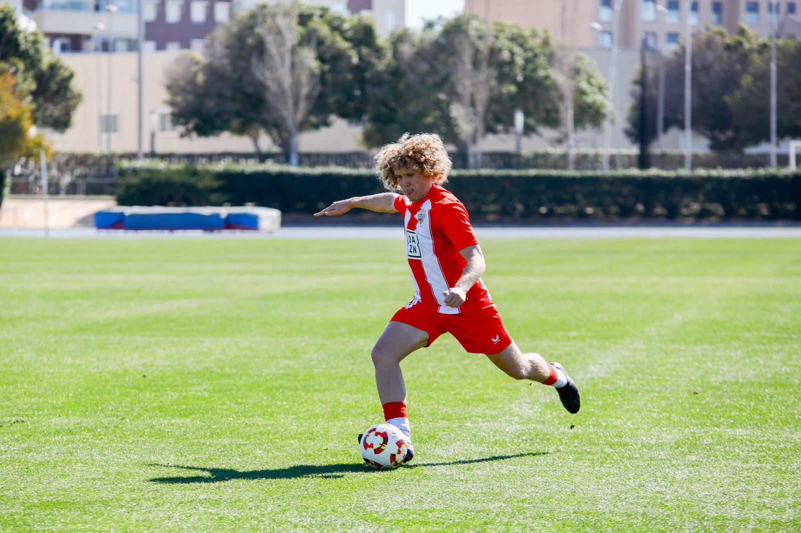 Las imágenes de Segunda RFEF entre Almeria B y recreativo de Granada