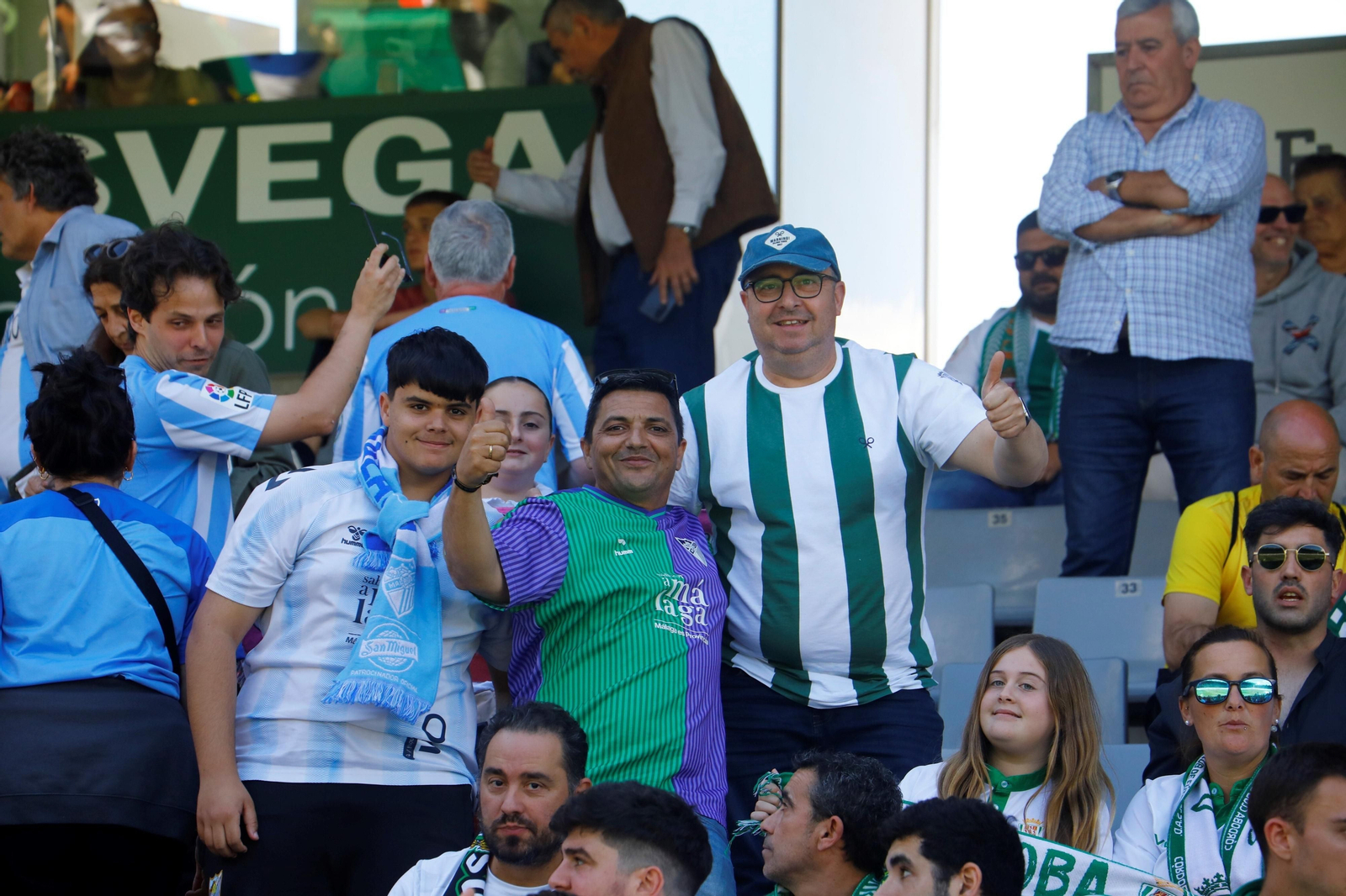 Búscate en el Córdoba - Málaga CF en las gradas de El Arcángel