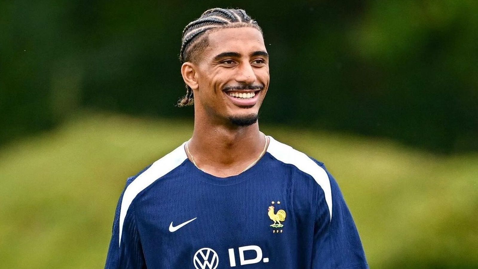 Loïc Badé durante su concentración con la selección francesa.