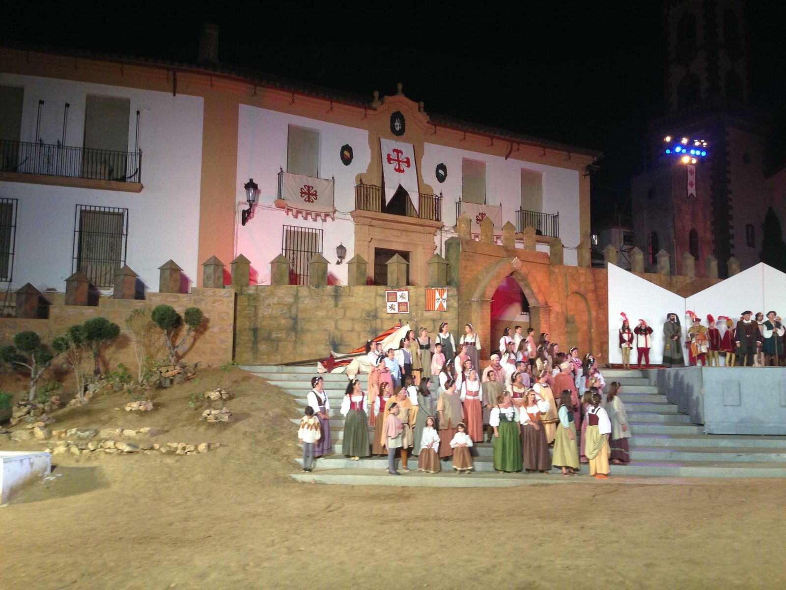 Una escena de la obra teatral 'Fuenteovejuna', en la plaza de Lope de Vega.