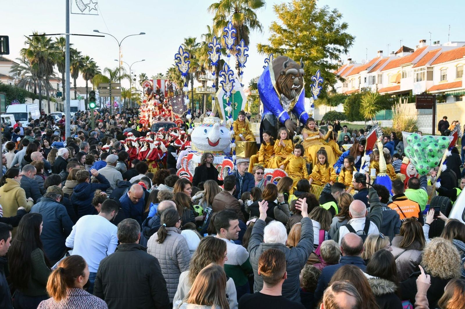 Las coloridas cabalgatas de Tomares