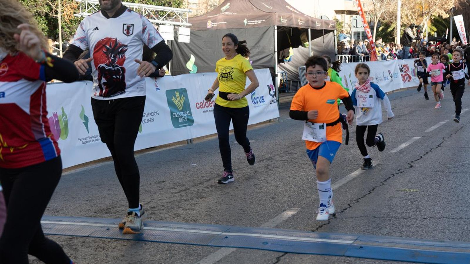 En imágenes: Los niños y niñas de los colegios de Jaén, protagonistas de la San Antón Escolar