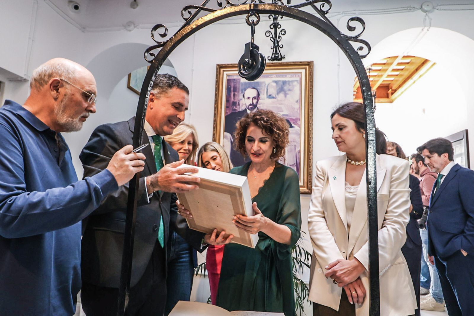 Fotos de la visita de María Jesús Montero a la Casa Museo Zenobia y Juan Ramón Jiménez