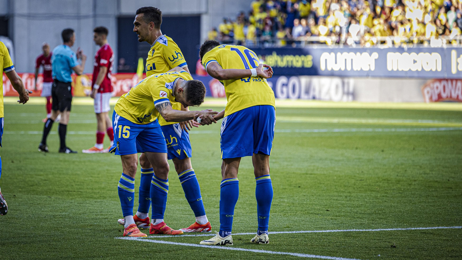 Partido del Cádiz CF contra la UD Las Palmas