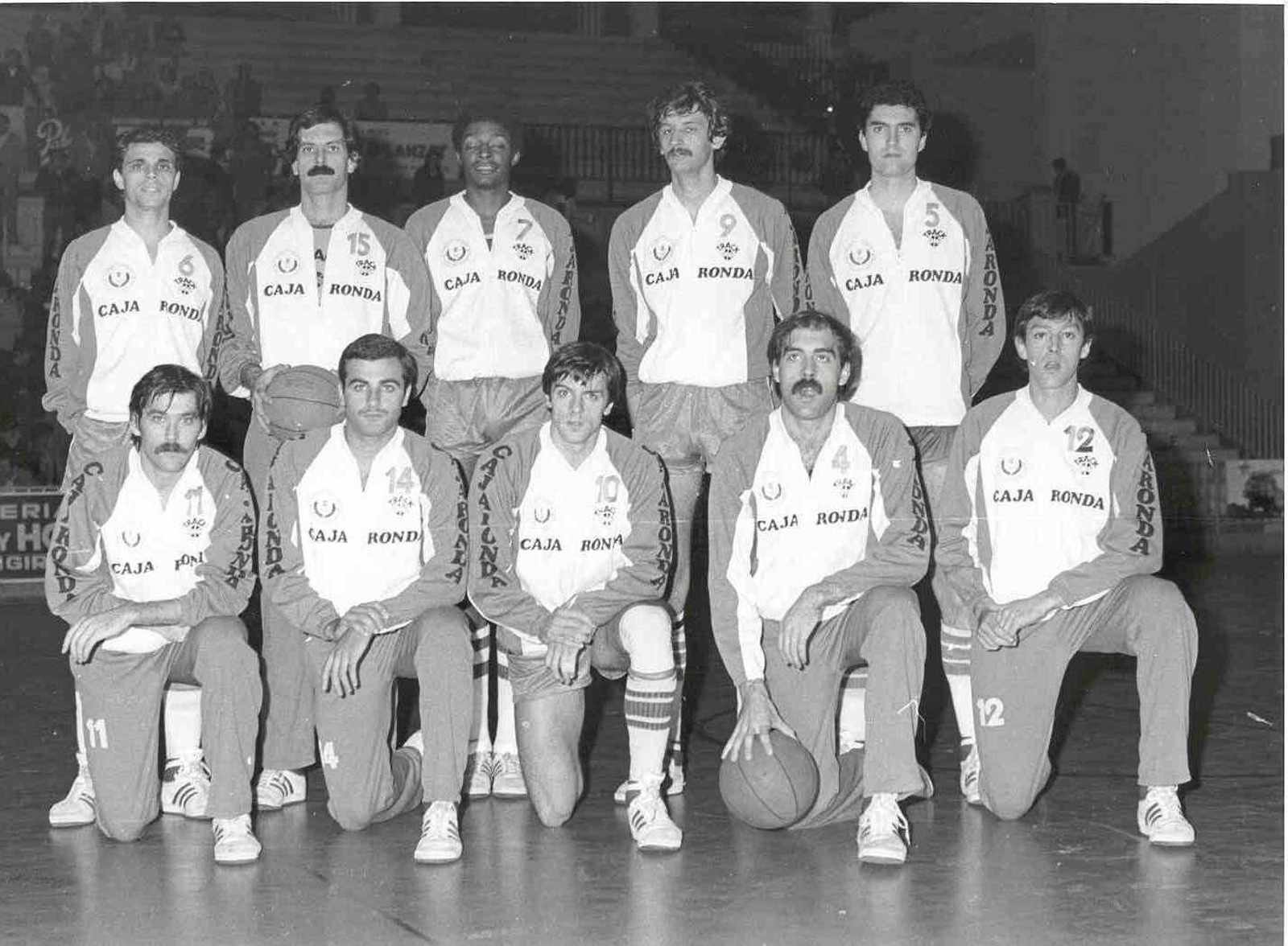 La plantilla del Caja de Ronda en la temporada 1981/82.